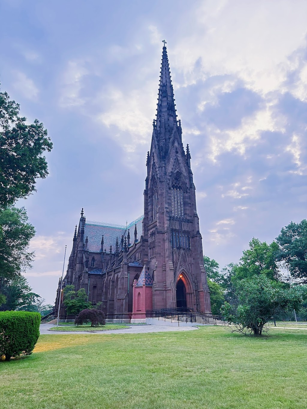 Cathedral of the Incarnation | 50 Cathedral Ave, Garden City, NY 11530 | Phone: (516) 746-2955