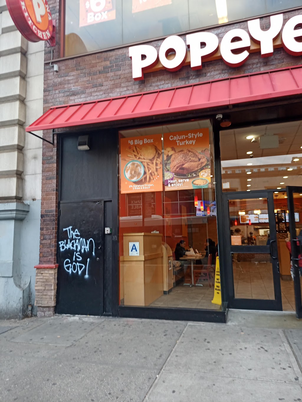 Popeyes Louisiana Kitchen | 60 Metropolitan Oval, Bronx, NY 10462 | Phone: (718) 822-3678