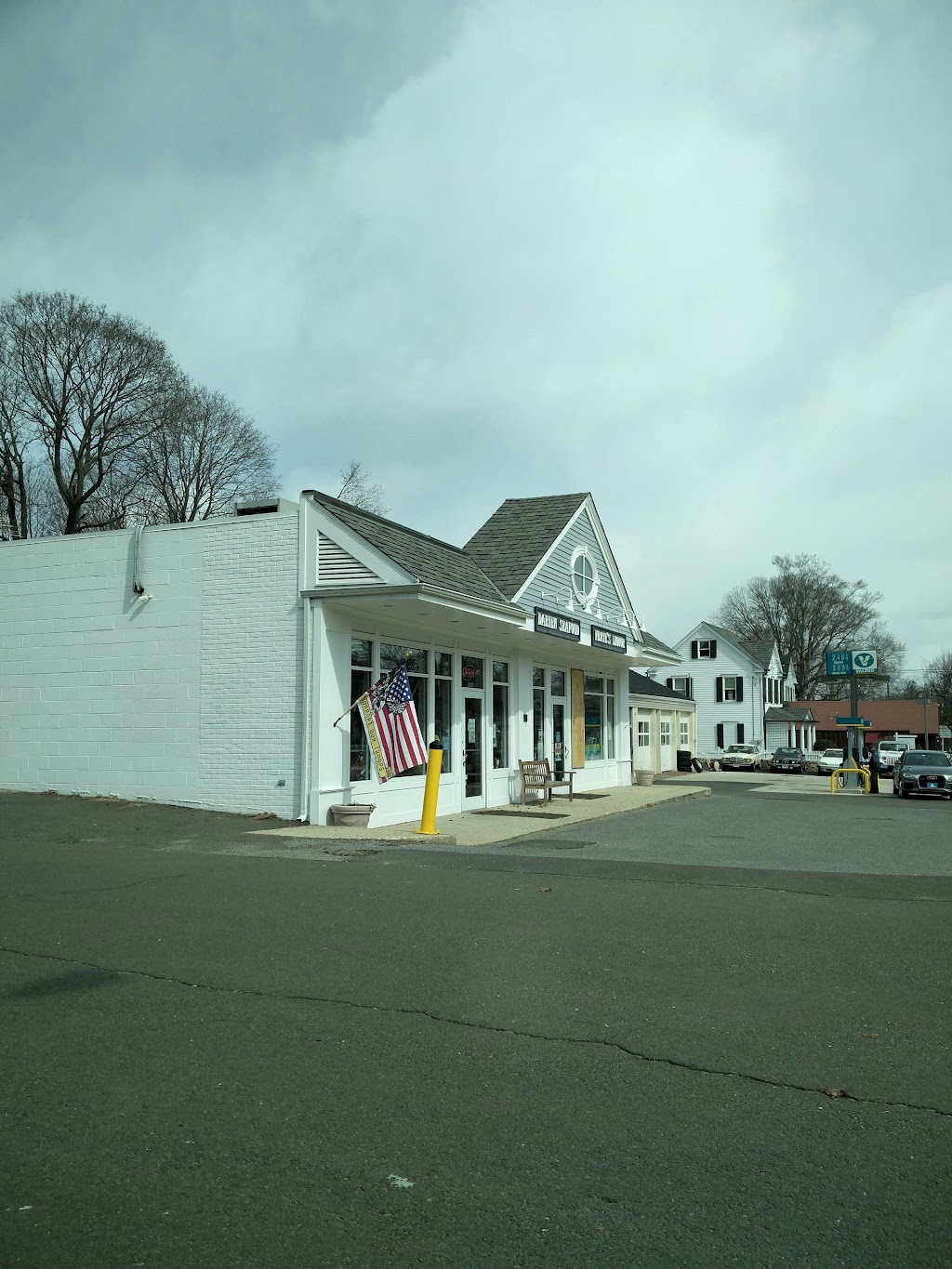 Frates Wines & Liquors | 1937 Post Rd, Darien, CT 06820 | Phone: (203) 655-4747