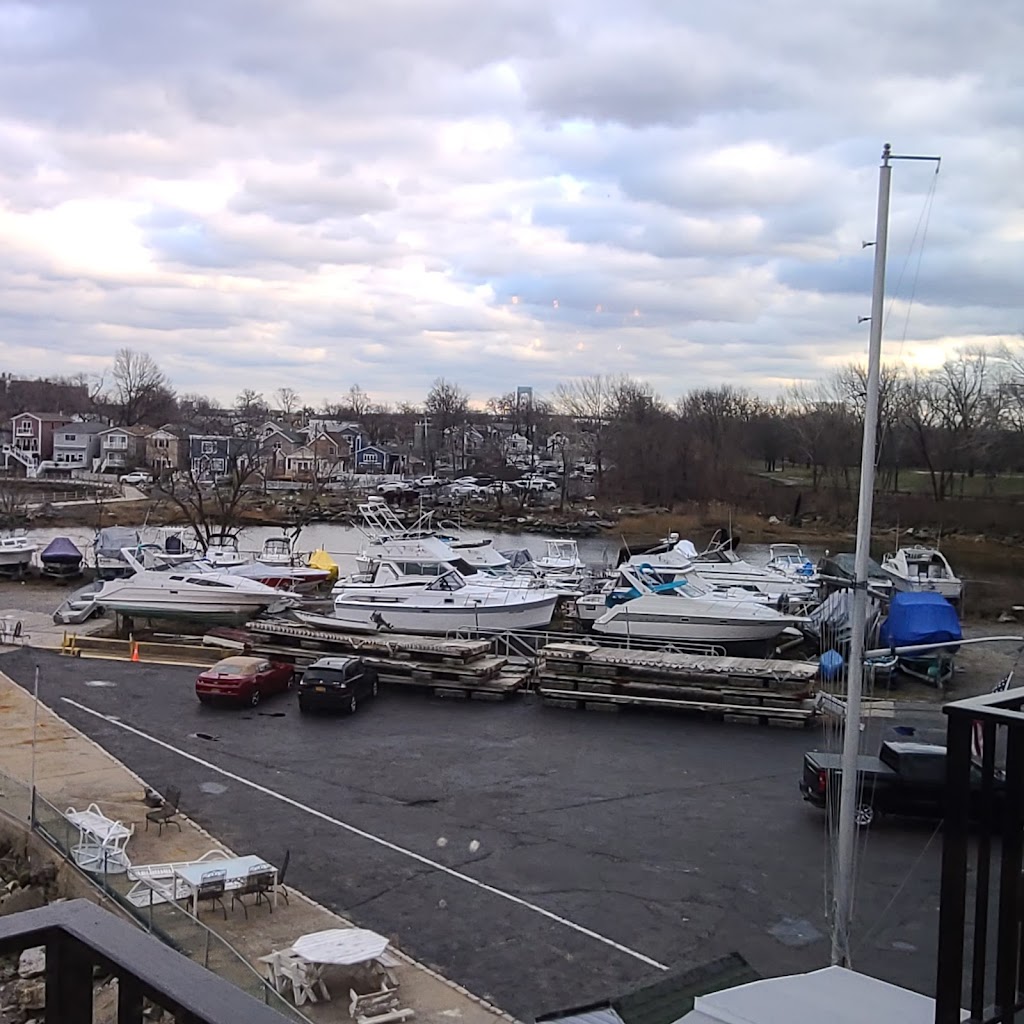 Bronxonia Yacht Club Inc | 518 Ellsworth Ave, Bronx, NY 10465 | Phone: (718) 822-9113