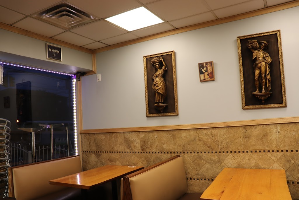 Familia Pizza Restaurant | 3363 Baychester Ave, Bronx, NY 10469 | Phone: (718) 484-4970