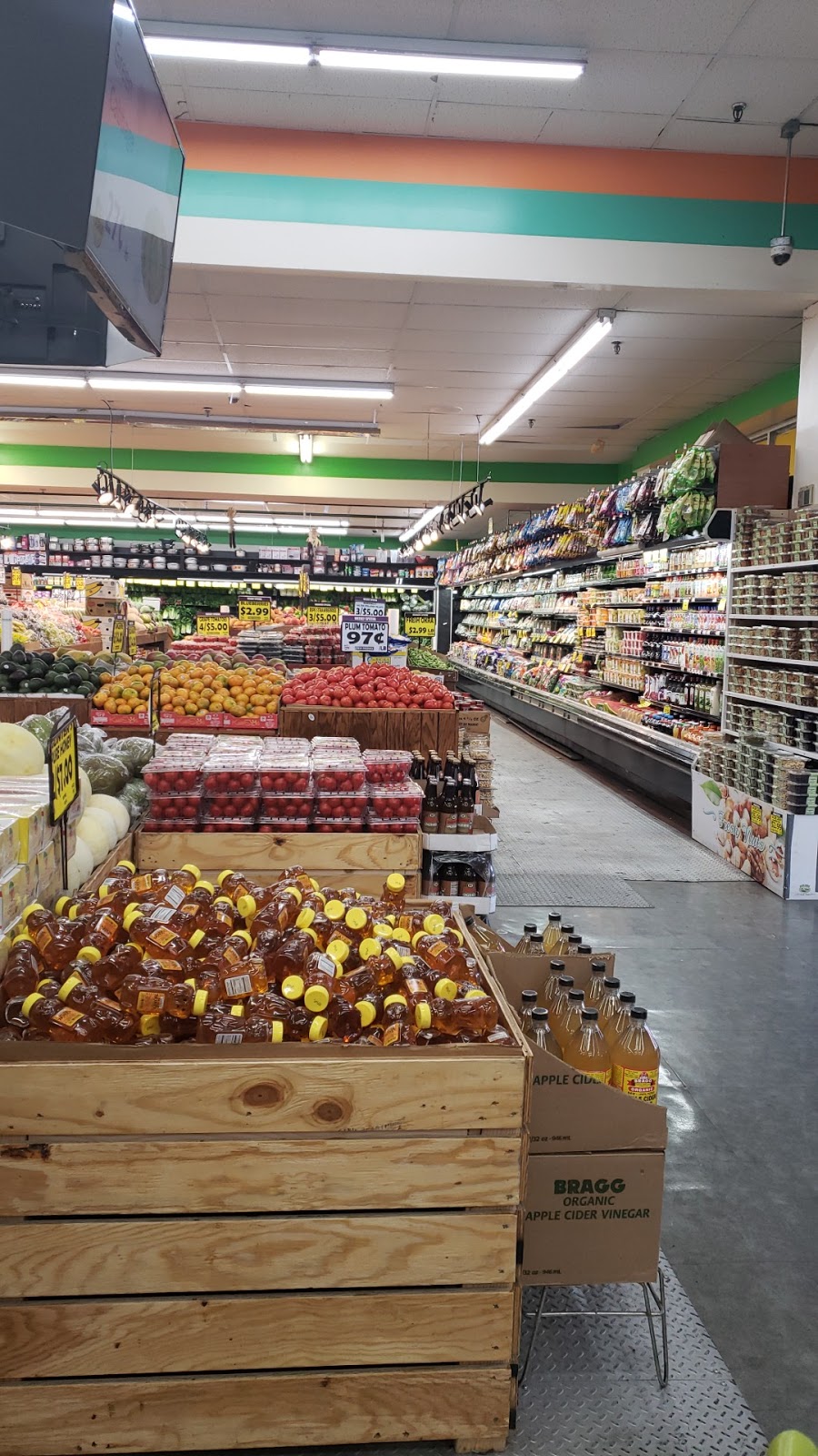 Food World Supermarket | 935 E 107th St, Brooklyn, NY 11236 | Phone: (718) 566-2999