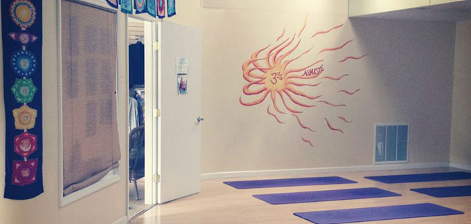 Absolute Yoga Studio | 1 Guilles Ln, Woodbury, NY 11797 | Phone: (516) 682-9642