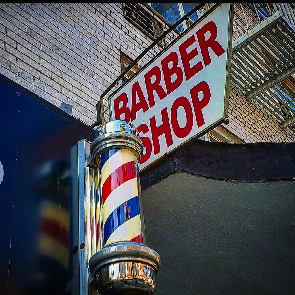 Hollywood 2002 Barber Shop | 204 W 14th St, New York, NY 10011 | Phone: (212) 741-9680