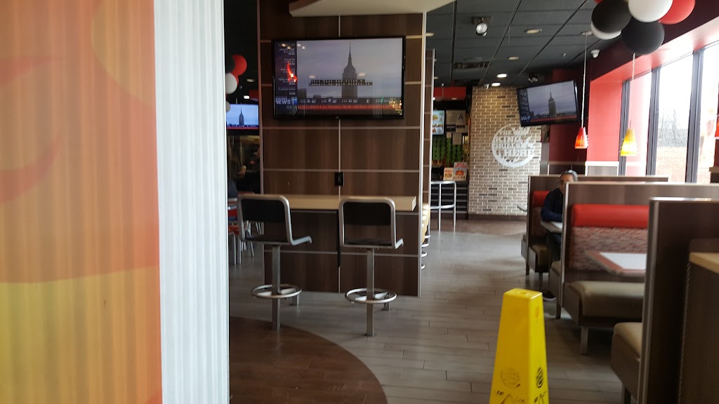 Burger King | 6626 Metropolitan Ave, Queens, NY 11379 | Phone: (718) 417-6766