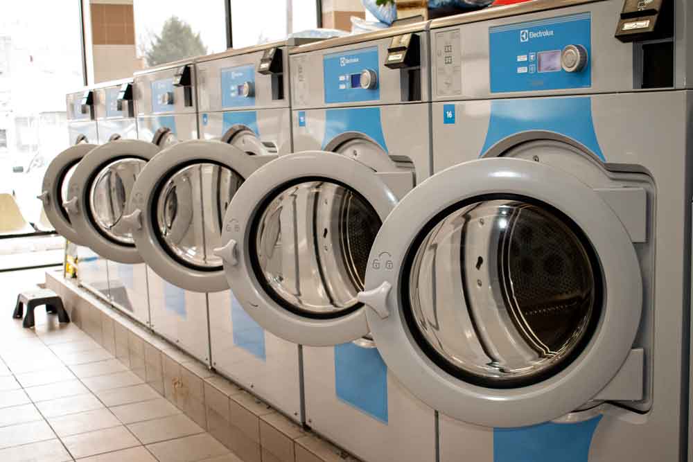 Good Neighbor Laundromat | 980E E 233rd St, Bronx, NY 10466 | Phone: (718) 484-7114