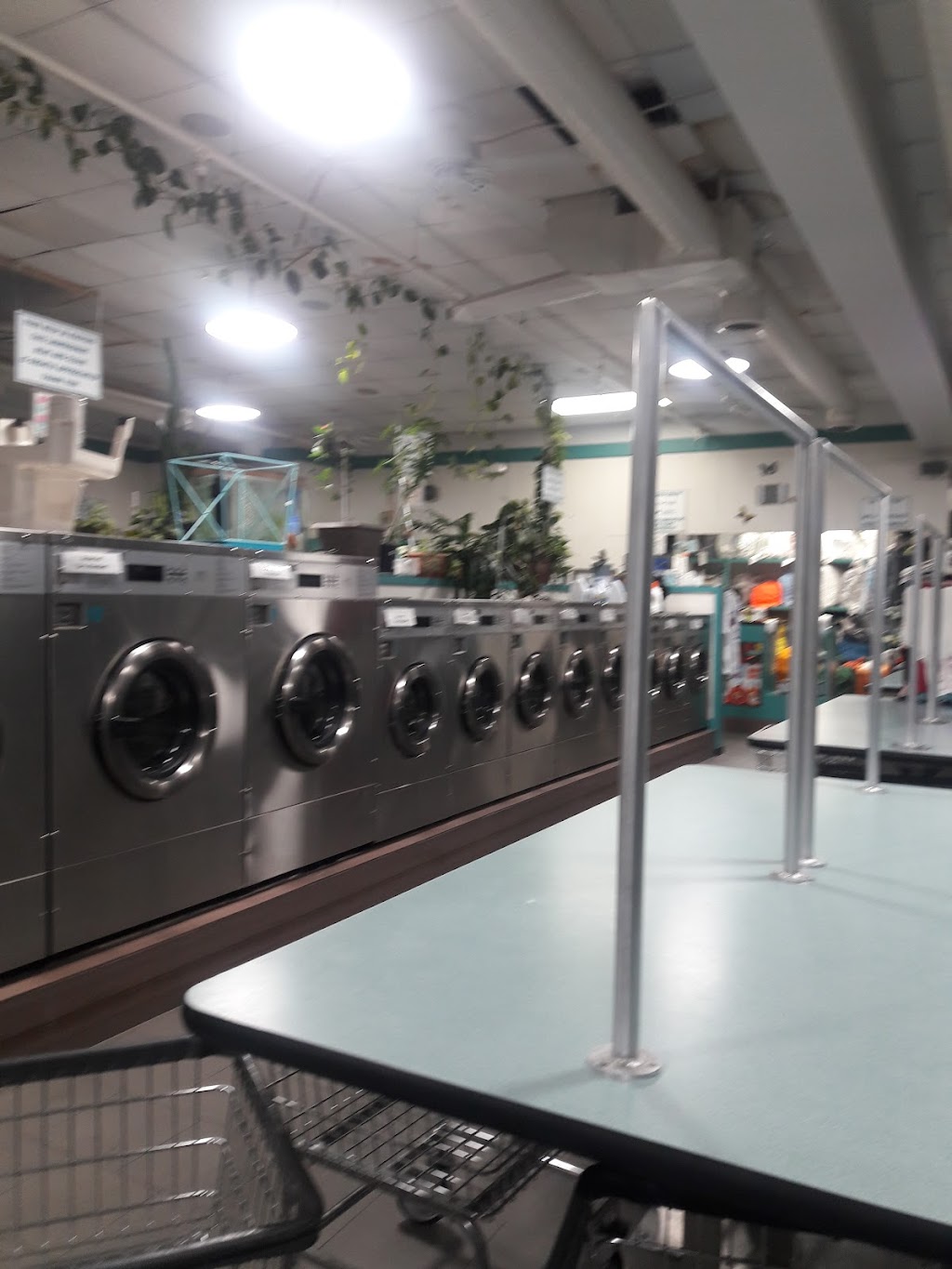 East Rock Laundromat Corporation | 260 Atlantic Ave, East Rockaway, NY 11518 | Phone: (516) 825-6838