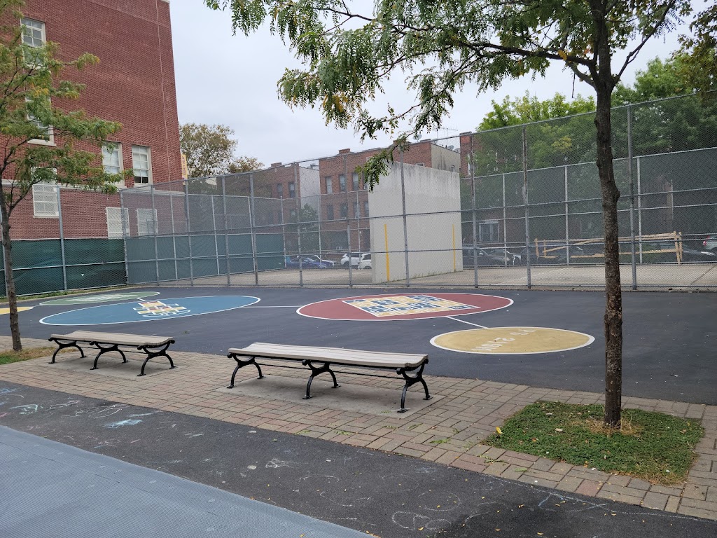 Kennedy King Playground | E. 93rd St &, Clarkson Ave, Brooklyn, NY 11212 | Phone: (212) 639-9675