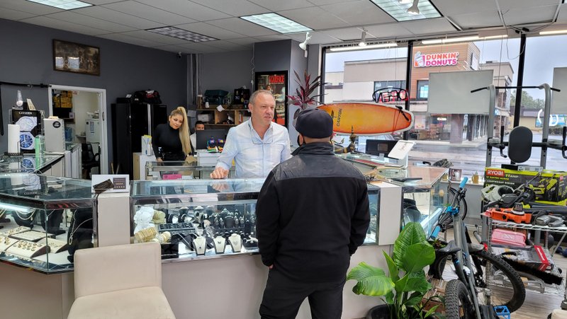 King Cash Pawn Shop | 47 Sunrise Hwy, Lindenhurst, NY 11757 | Phone: (631) 991-8866