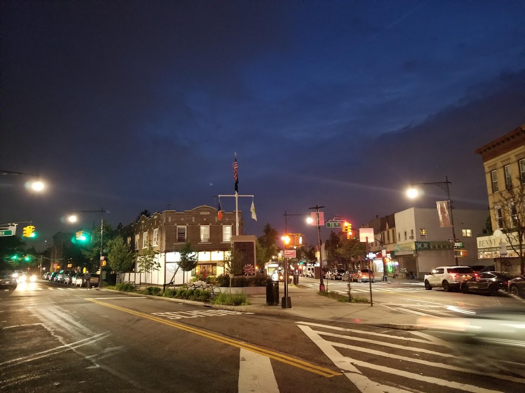 Deli-Licious Delicatessen | 71-02 Myrtle Ave, Queens, NY 11385 | Phone: (718) 821-6364