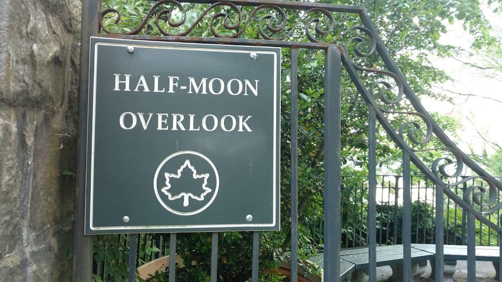 Half-Moon Overlook | 2501A Palisade Ave, Bronx, NY 10463 | Phone: (212) 639-9675