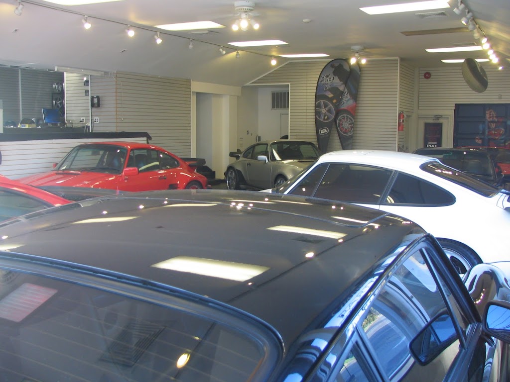 Autotrend Specialty Cars | 7 Sidney Ct #2b, Lindenhurst, NY 11757 | Phone: (631) 957-3901