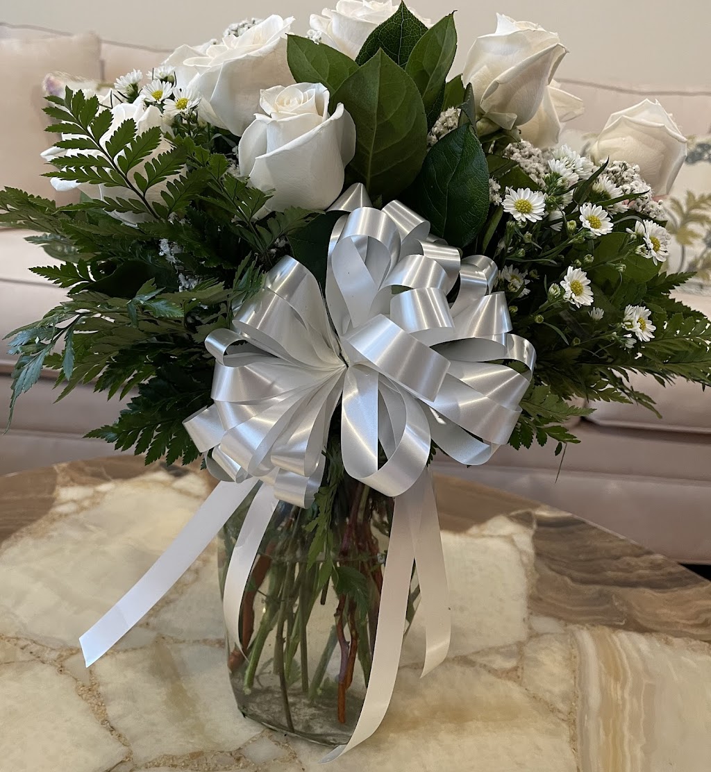 East Meadow Florist | 577 E Meadow Ave, East Meadow, NY 11554 | Phone: (516) 794-0020