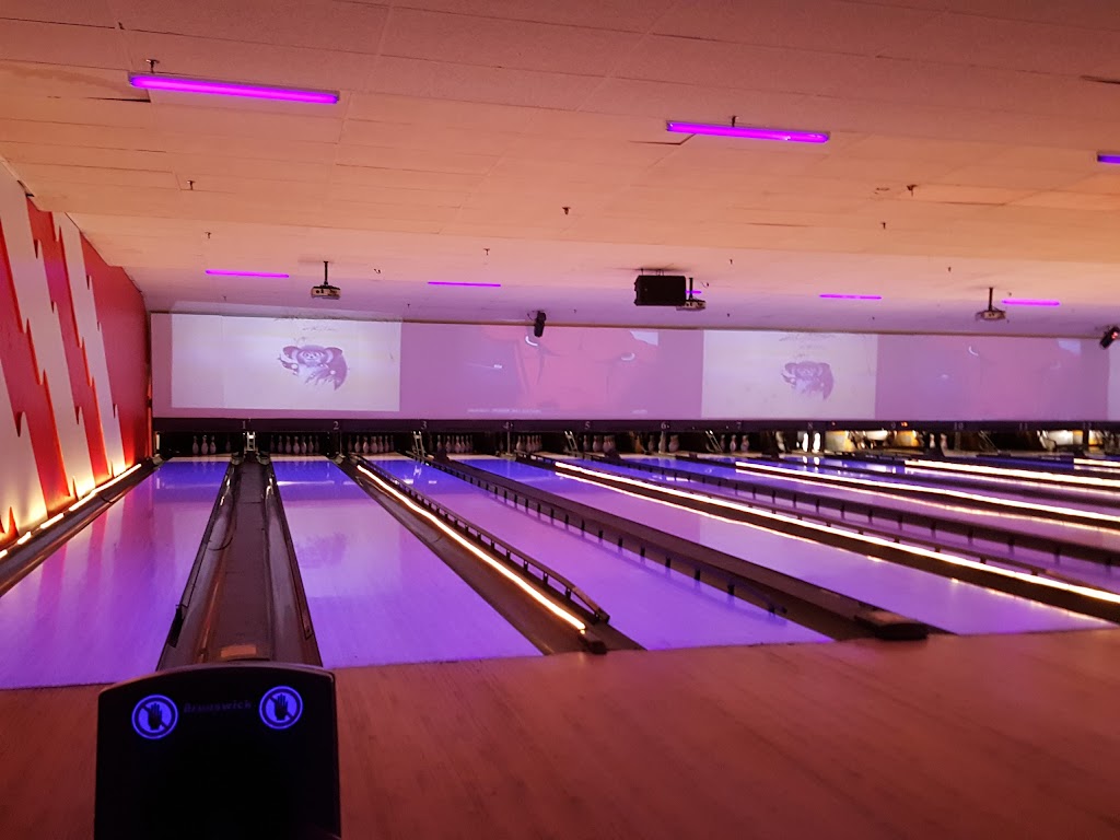 Bowl 360 Ozone Park | 98-18 Rockaway Blvd, Queens, NY 11417 | Phone: (718) 843-5553