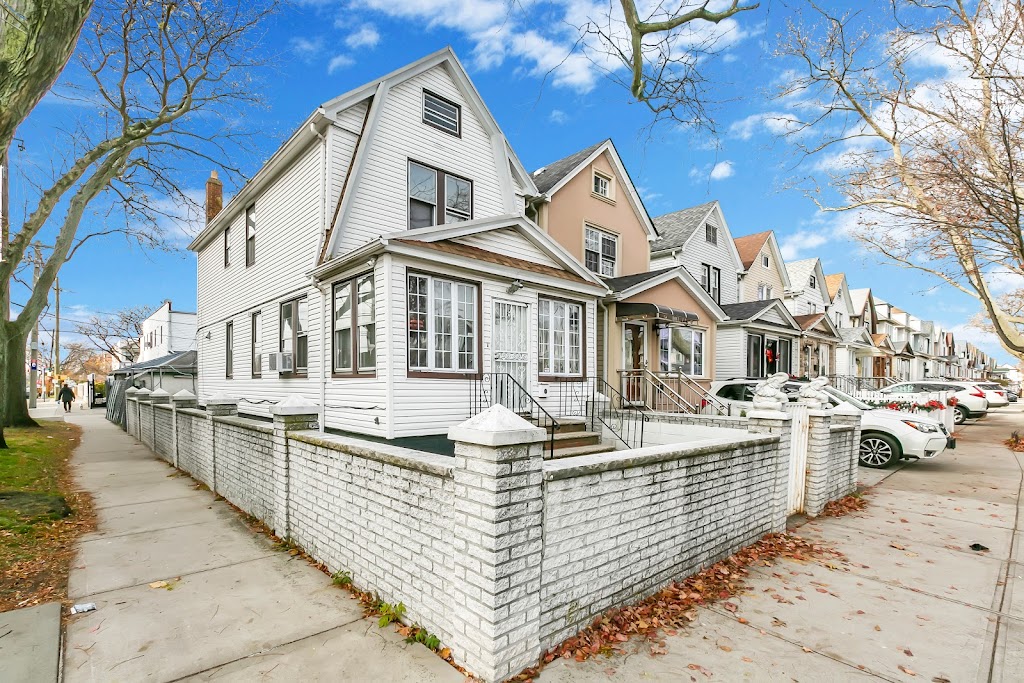 Beba Realty | 21528 Hillside Avenue, Queens, NY 11427 | Phone: (718) 468-7000