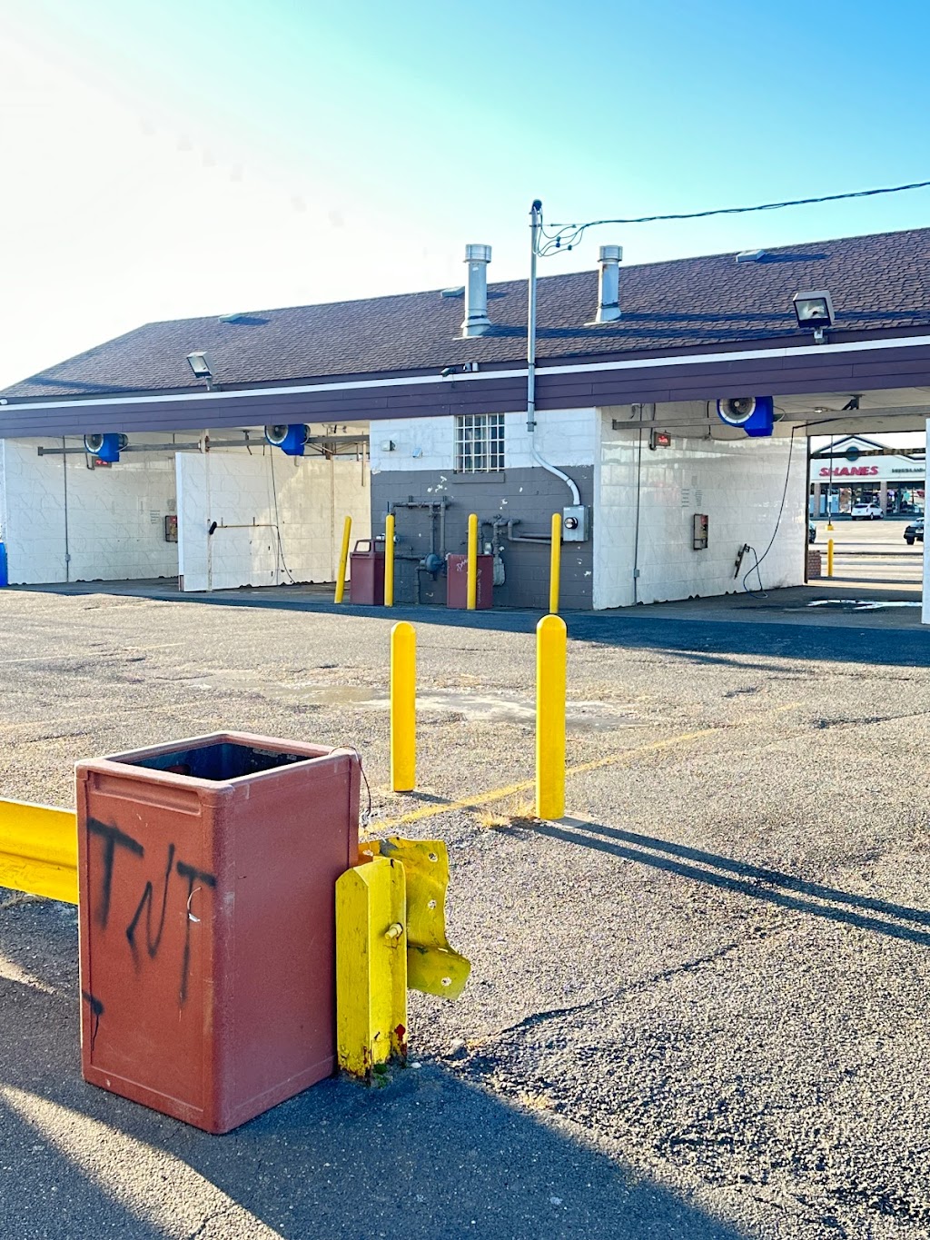 Texas Car Wash | 15 Texas Ave, Island Park, NY 11558 | Phone: (516) 889-0497