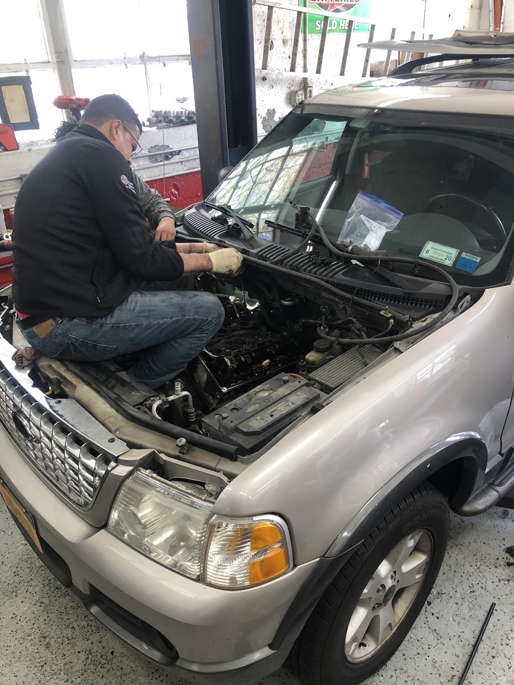 Manor Auto Service Center Inc | 135 Shore Rd, Pelham, NY 10803 | Phone: (914) 738-9851