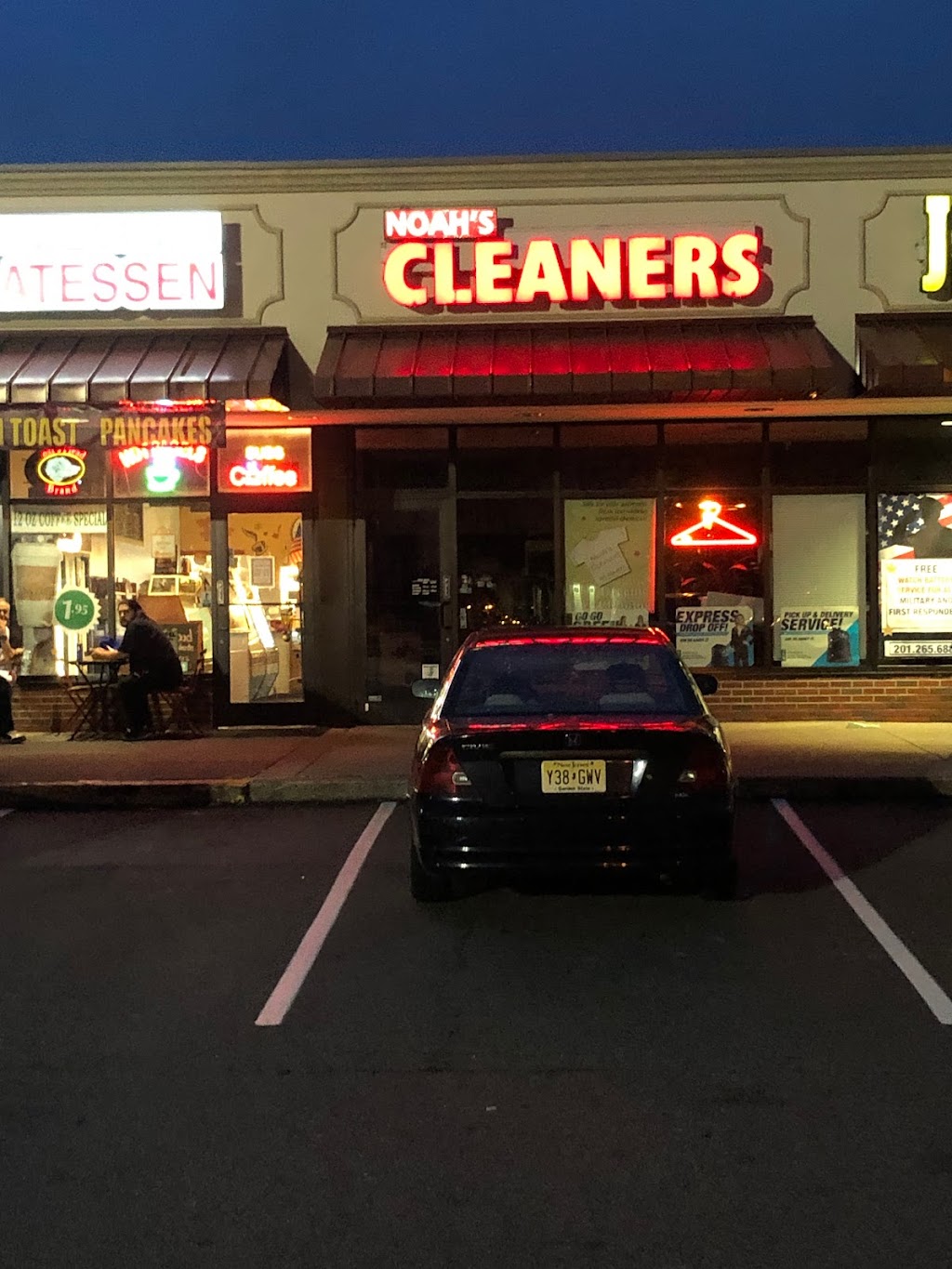 Noahs Dry Cleaners | 844 River Rd, New Milford, NJ 07646 | Phone: (201) 262-4621