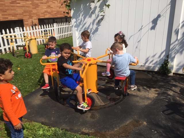 Gloria Dei Nursery School | 600 New Hyde Park Rd, New Hyde Park, NY 11040 | Phone: (516) 354-0096