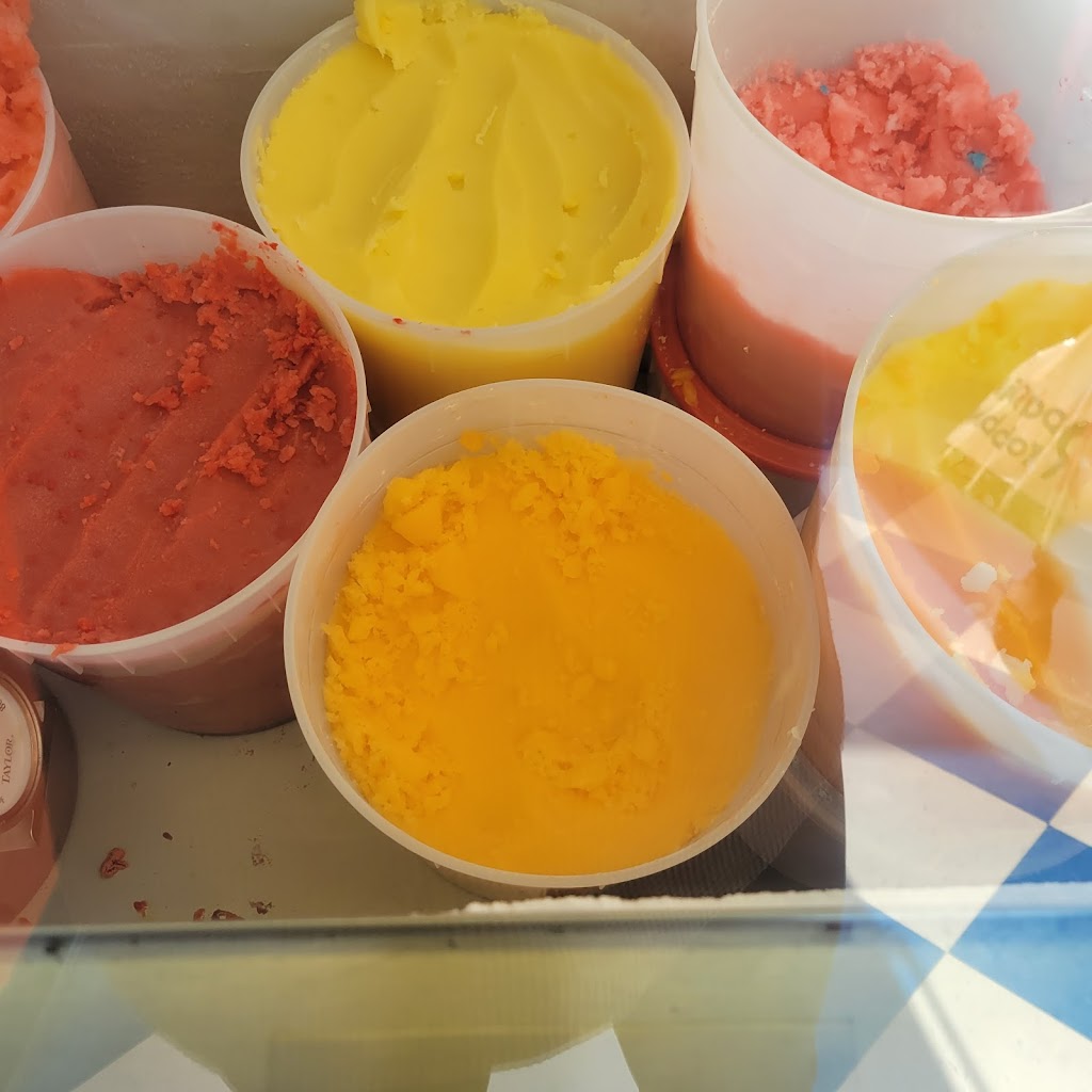 Ralphs Famous Italian Ices | 834 Carman Ave, Salisbury, NY 11590 | Phone: (516) 997-6161