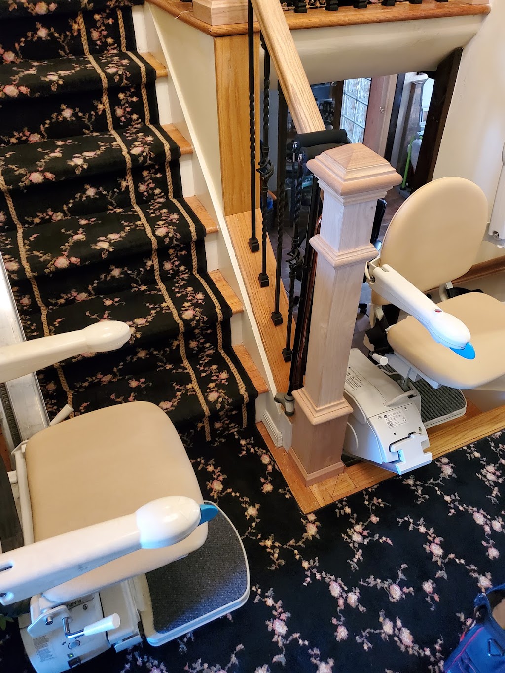 Stair Lift Store LI | 375 N Long Beach Rd, Rockville Centre, NY 11570 | Phone: (516) 633-5664