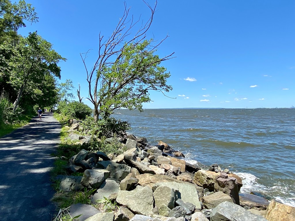 Henry Hudson Trail / Popamora Point | Shore Dr, Atlantic Highlands, NJ 07716 | Phone: (732) 495-2115