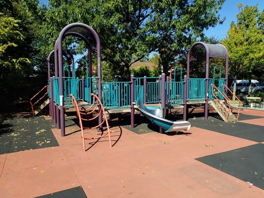 Sledge Playground | 95th St &, Avenue L, Brooklyn, NY 11236 | Phone: (212) 639-9675