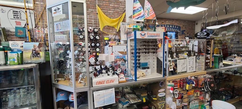 Atlantic Outfitters | 405 Main St #2, Port Washington, NY 11050 | Phone: (516) 767-2215