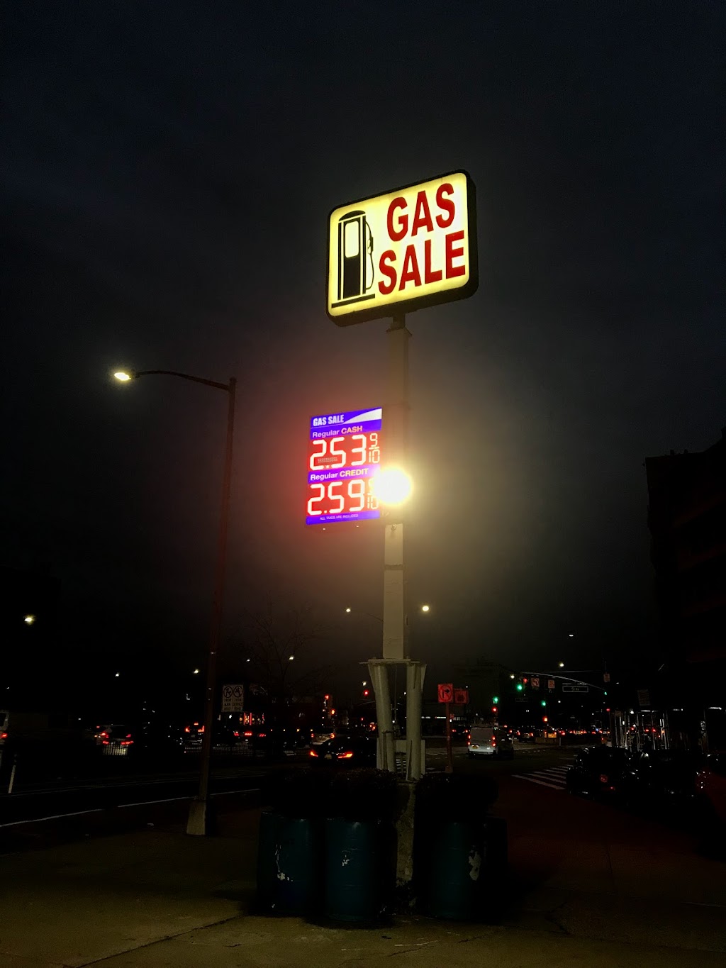 Gas Sale | 8211 Queens Blvd, Flushing, NY 11373 | Phone: (718) 205-9228