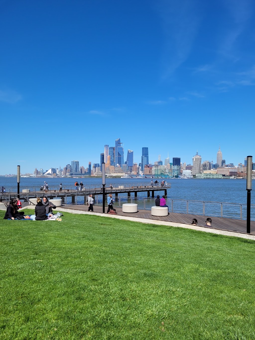 Pier C Park | 340 Sinatra Dr, Hoboken, NJ 07030 | Phone: (201) 420-2094