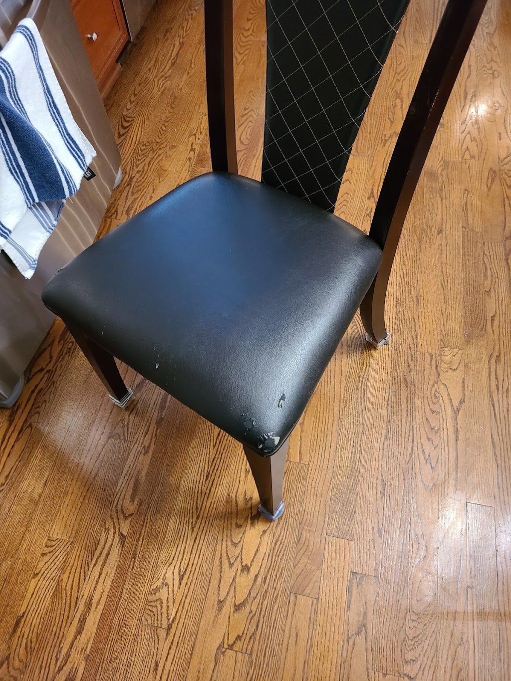 Trade Upholstery Company | 154 River Rd Ext, Cos Cob, CT 06807 | Phone: (203) 869-6340