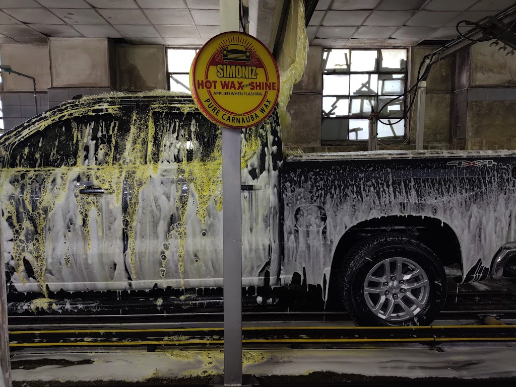 Mr. Suds Flex Car Wash of Huntington | 139 New York Ave B, Huntington, NY 11743 | Phone: (631) 549-9274