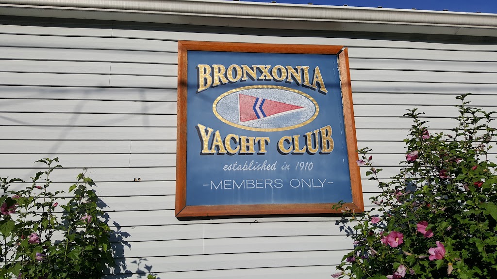 Bronxonia Yacht Club Inc | 518 Ellsworth Ave, Bronx, NY 10465 | Phone: (718) 822-9113