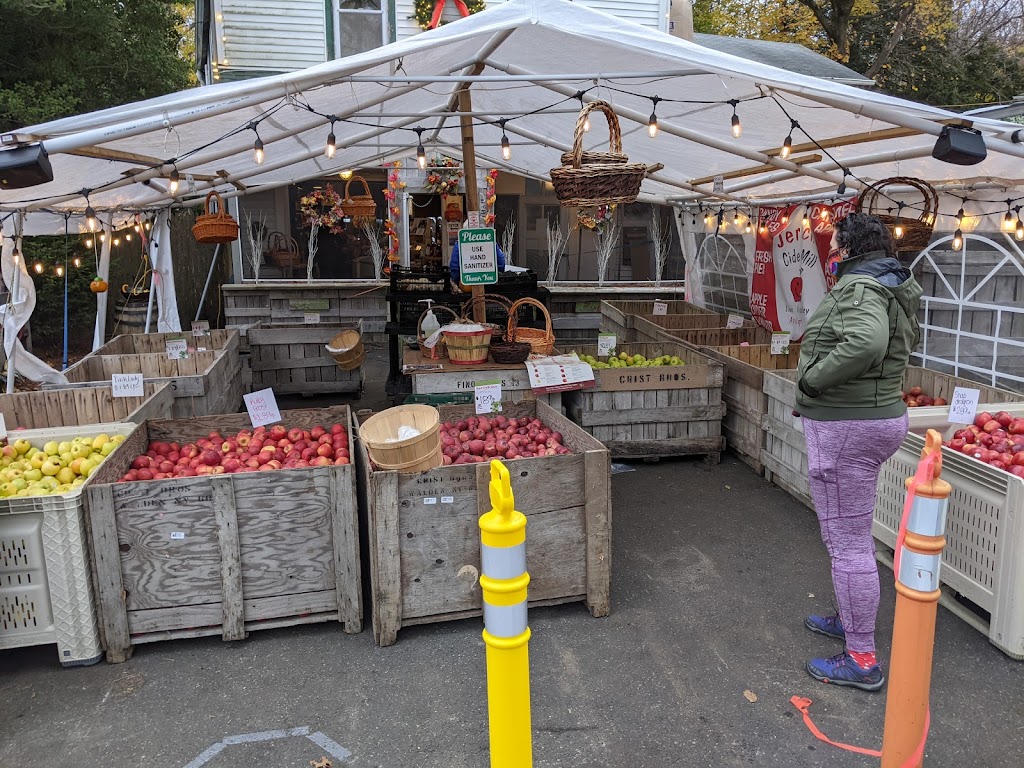 Jericho Cider Mill | 213 Jericho Oyster Bay Rd, Jericho, NY 11753 | Phone: (516) 433-3360