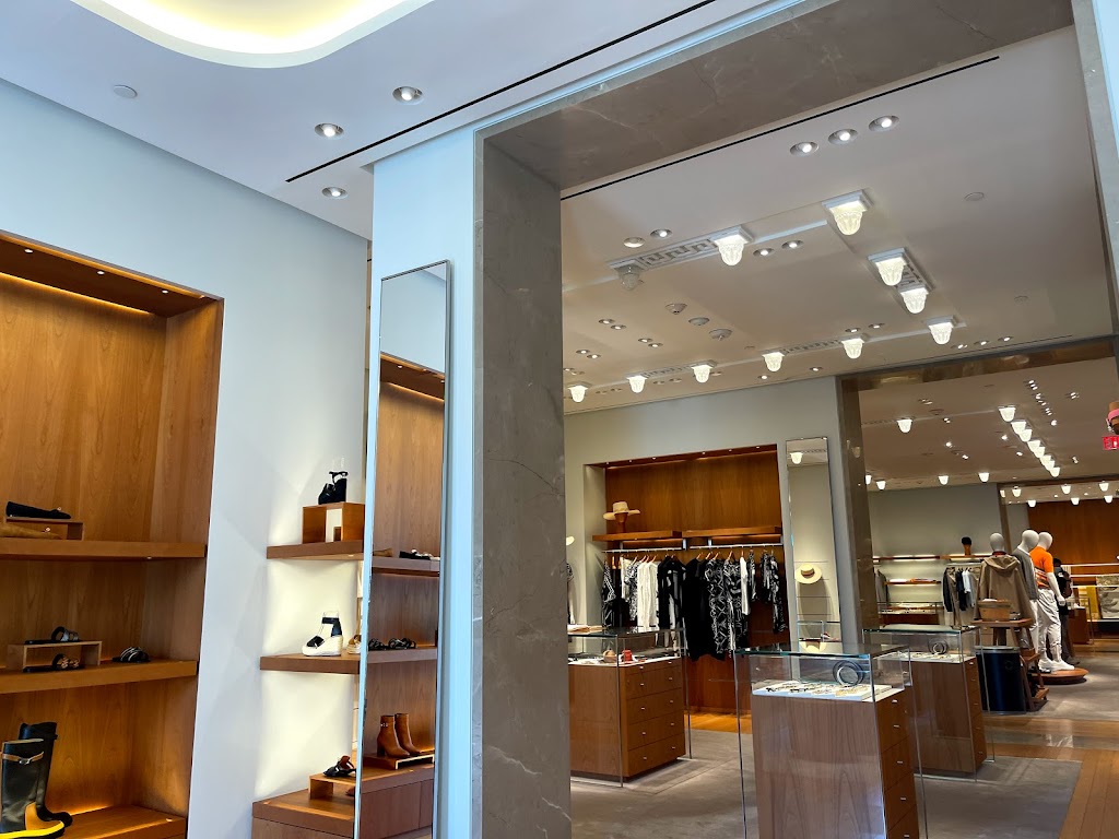 Hermes | 1988 Northern Blvd, Manhasset, NY 11030 | Phone: (516) 869-6660