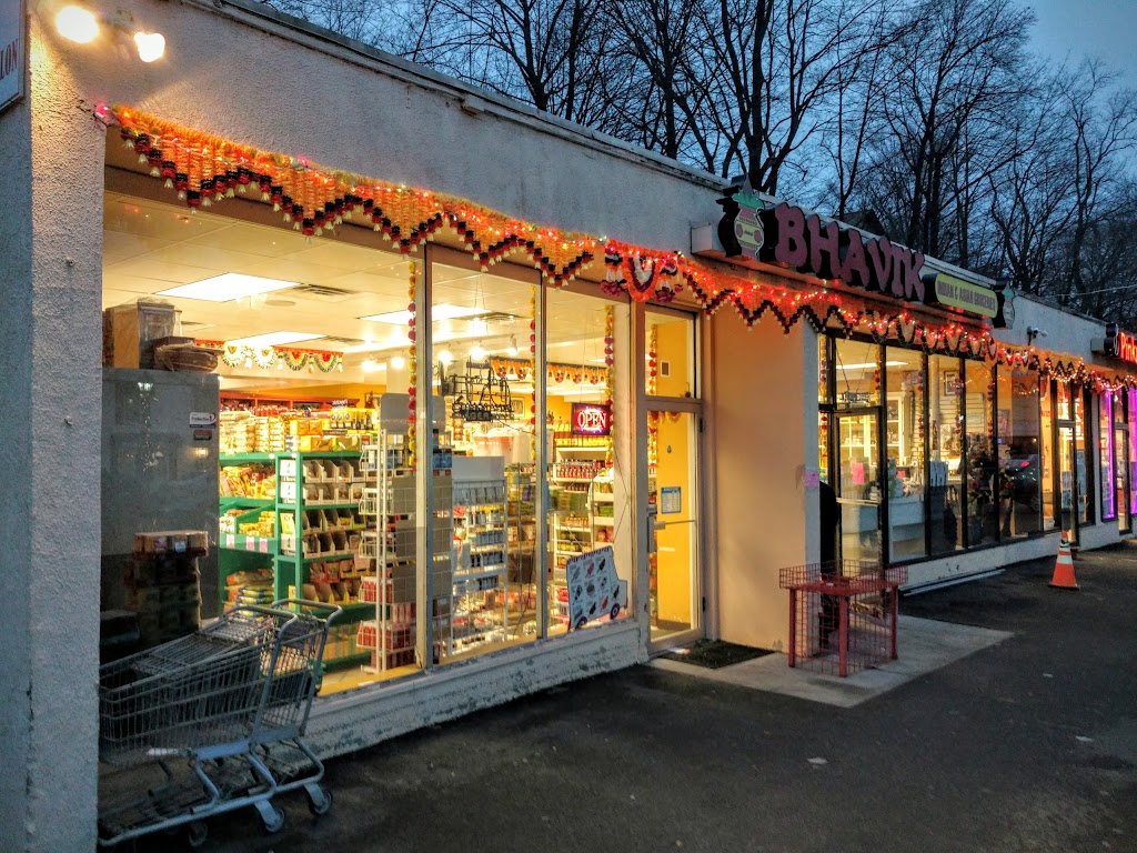 Bhavik Grocery | 130 E Main St, Elmsford, NY 10523 | Phone: (914) 592-8086