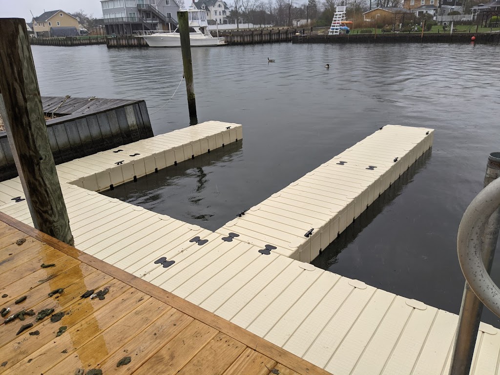 EZ Dock of Long Island | 3596 Ocean Ave, Seaford, NY 11783 | Phone: (516) 468-3625