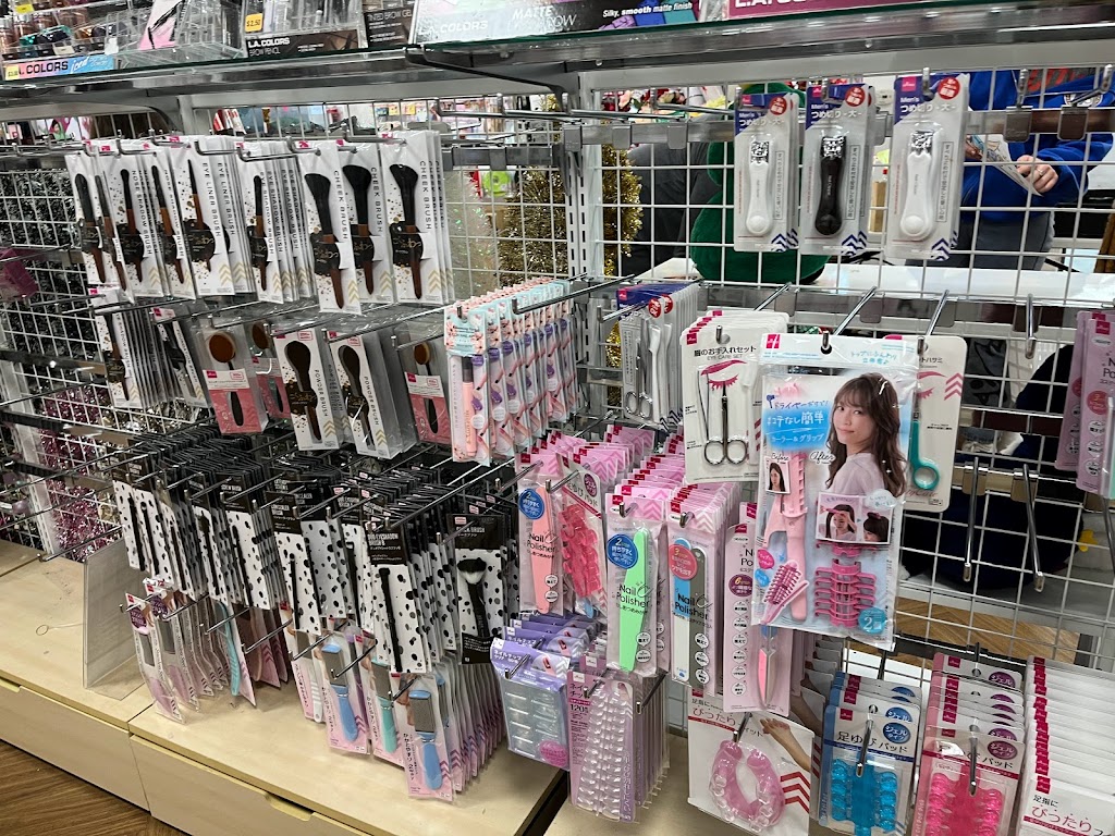 Daiso Japan | 595 River Rd, Edgewater, NJ 07020 | Phone: (201) 282-4054