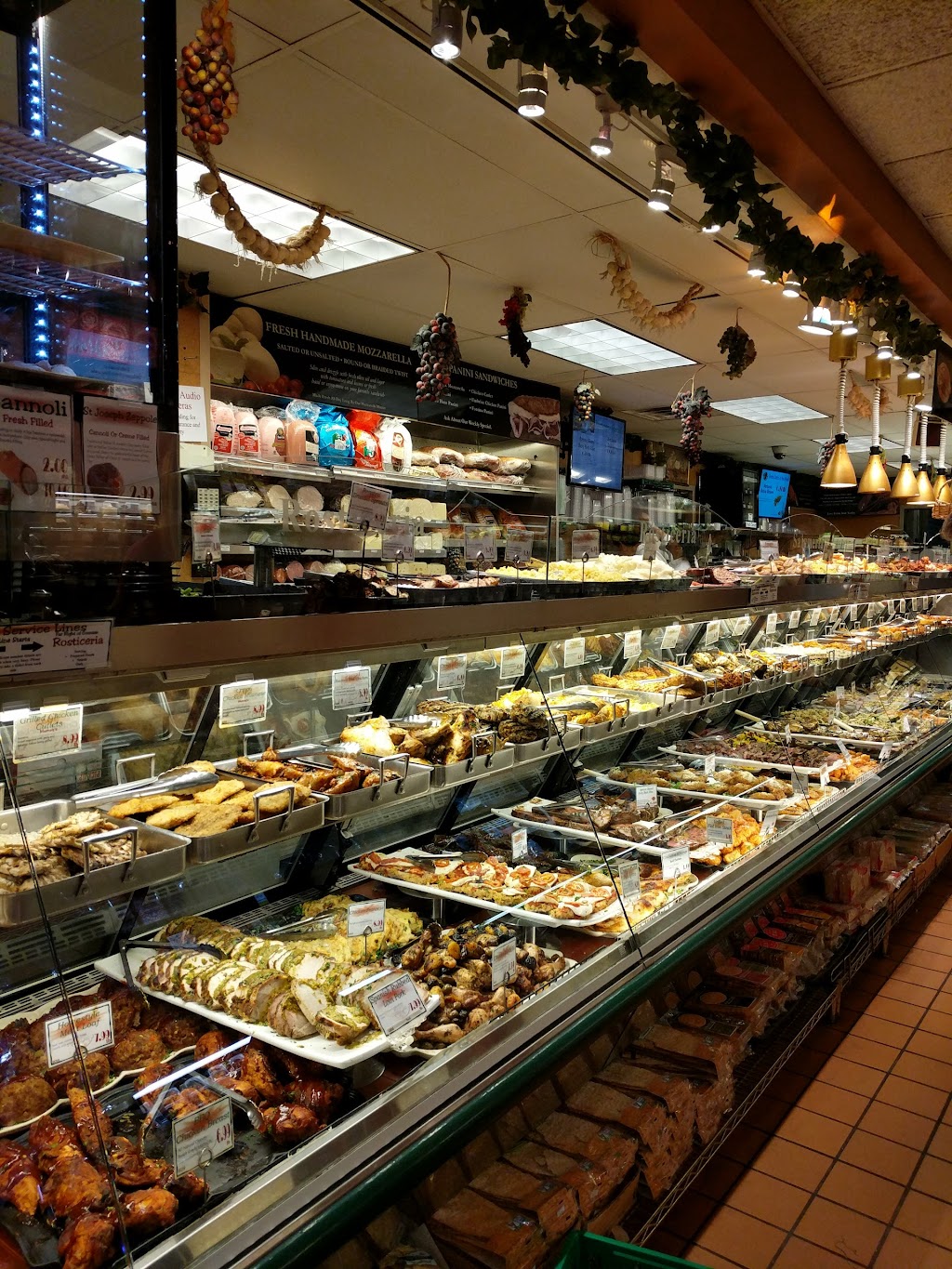 Cafassos Fairway Market | 1214 Anderson Ave, Fort Lee, NJ 07024 | Phone: (201) 224-7900