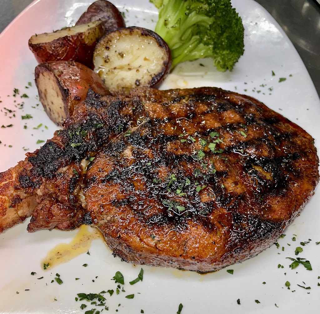 Arties Steak and Seafood Restaurant | 394 City Island Ave, Bronx, NY 10464 | Phone: (718) 885-9885