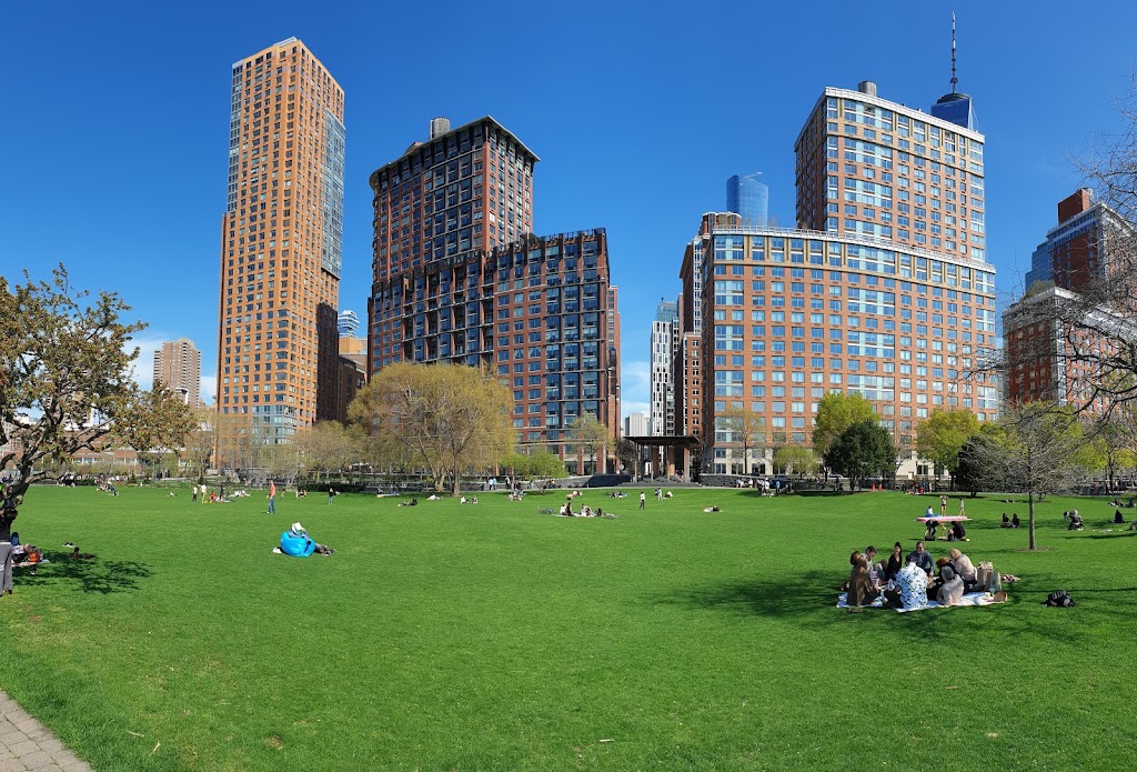 Rockefeller Park | 75 Battery Place, New York, NY 10280 | Phone: (212) 267-9700