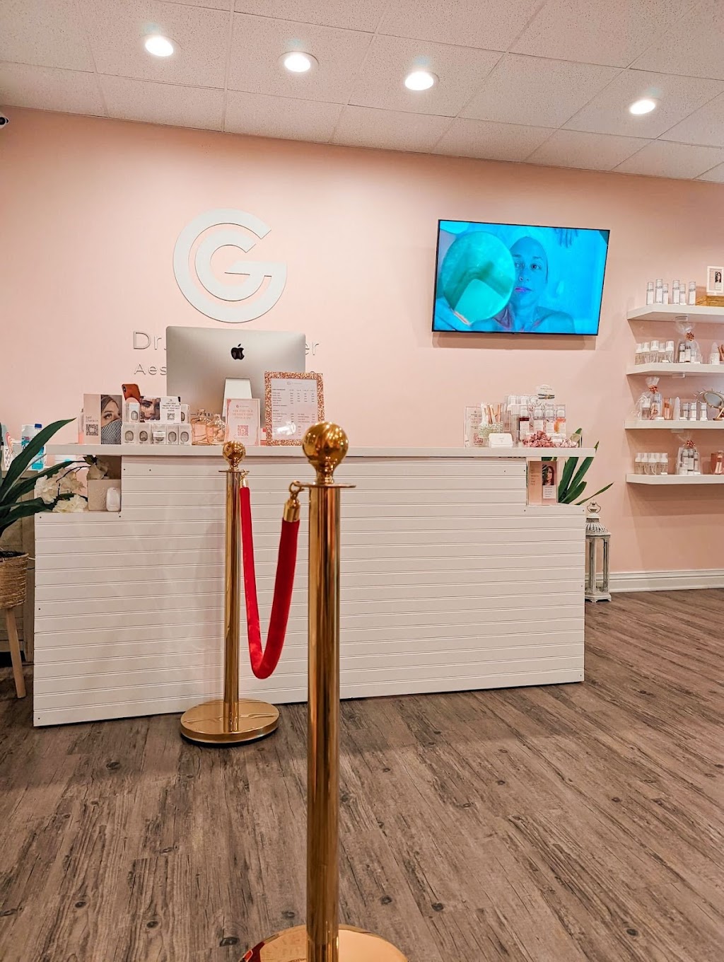 Dr. Glow Getter | 190 River Rd, Edgewater, NJ 07020 | Phone: (201) 252-7264