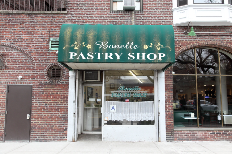 Bonelle Pastry Shop | 10830 Ascan Ave, Queens, NY 11375 | Phone: (718) 575-1792