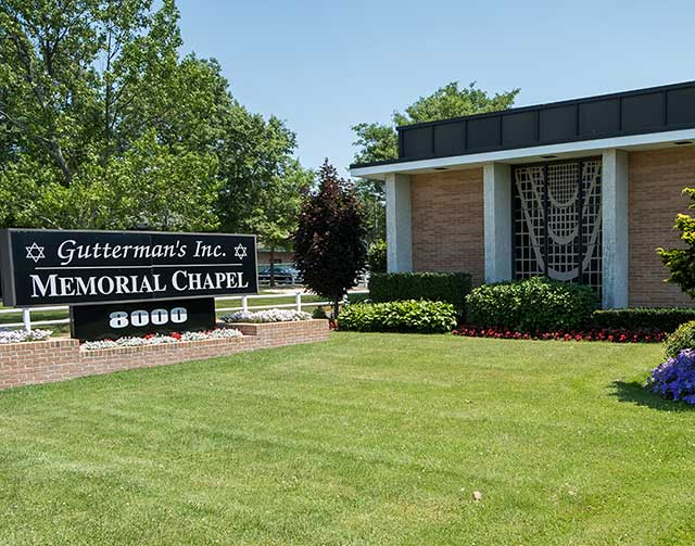 Guttermans Funeral Home | 8000 Jericho Turnpike, Woodbury, NY 11797 | Phone: (516) 921-5757