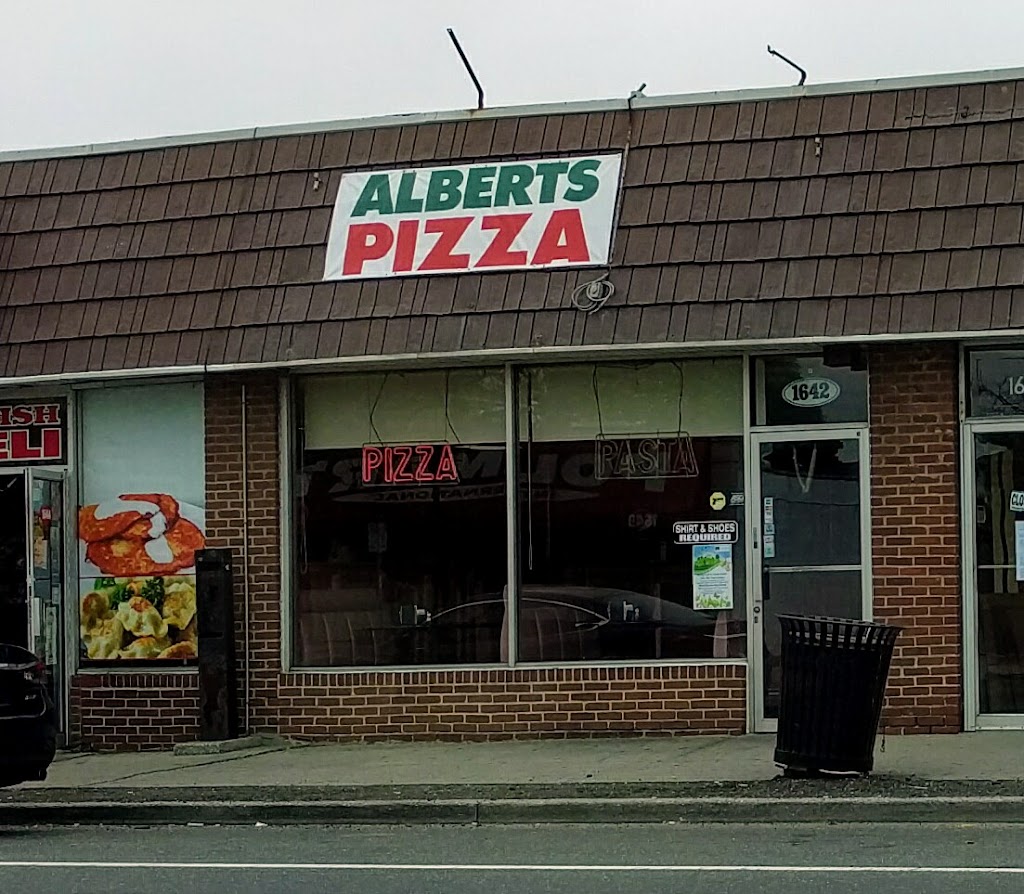 Alberts Pizza Shop | 1642 Great Neck Rd #3102, Copiague, NY 11726 | Phone: (631) 842-6039