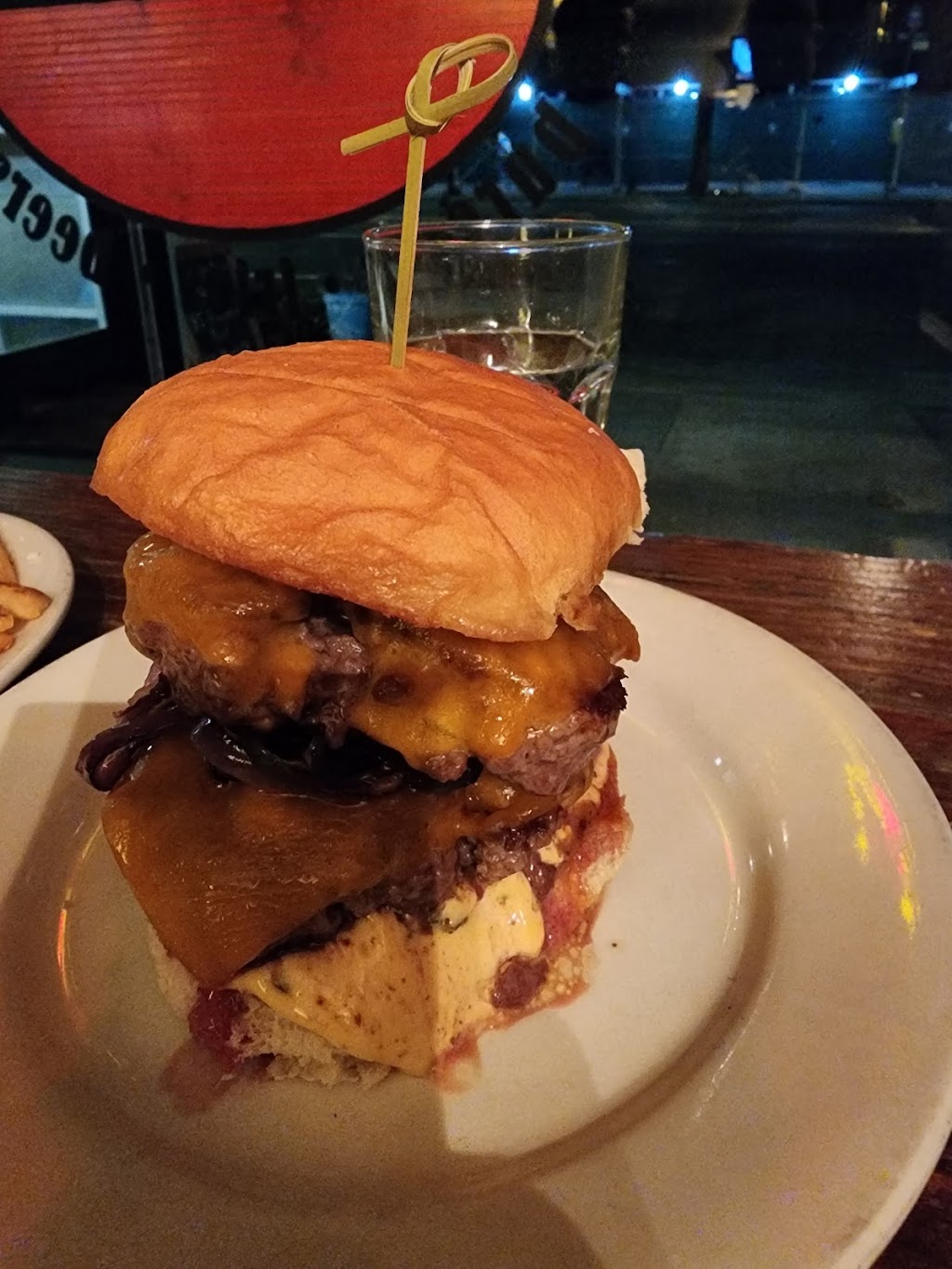 two8two Bar & Burger | 282 Atlantic Ave, Brooklyn, NY 11201 | Phone: (718) 596-2282