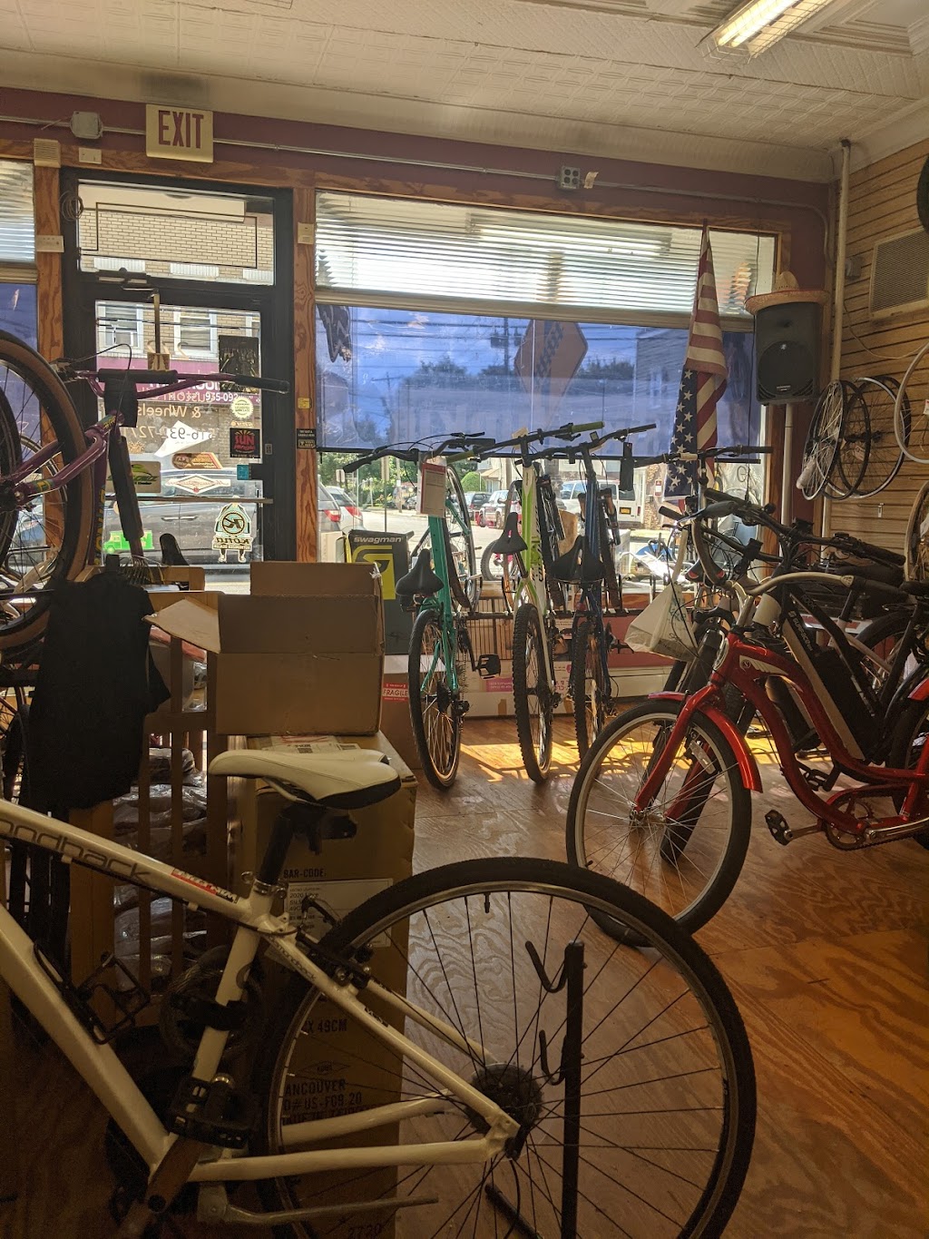 Bike Junkie | 272 Broadway Apartment 3, Bethpage, NY 11714 | Phone: (516) 932-7271