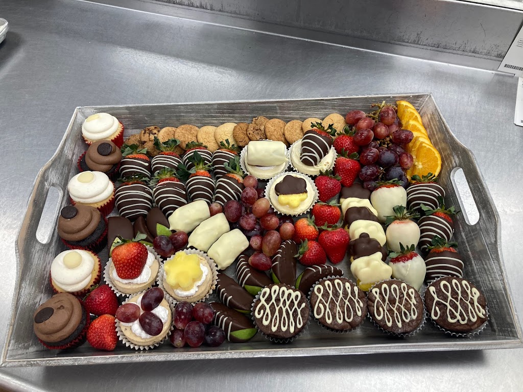 Edible Arrangements | 522 Walt Whitman Rd Rte110, Melville, NY 11747 | Phone: (631) 271-5092