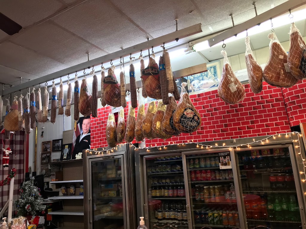 Lisas Italian Deli & Caterer | 901 Park Ave, Hoboken, NJ 07030 | Phone: (201) 795-3212