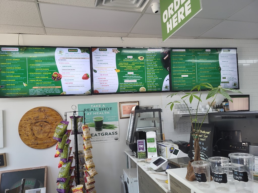 Lulus Organic Juice bar & Wellness Center | 750 N Wellwood Ave, Lindenhurst, NY 11757 | Phone: (631) 450-4817